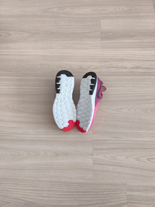 Adidasy Nike Flex Experience RN 5-roz.37.5.