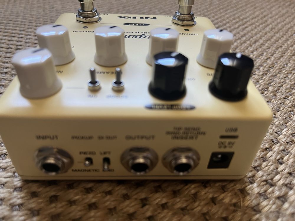 Pedal Nux Stageman l Preamp + Looper + Di