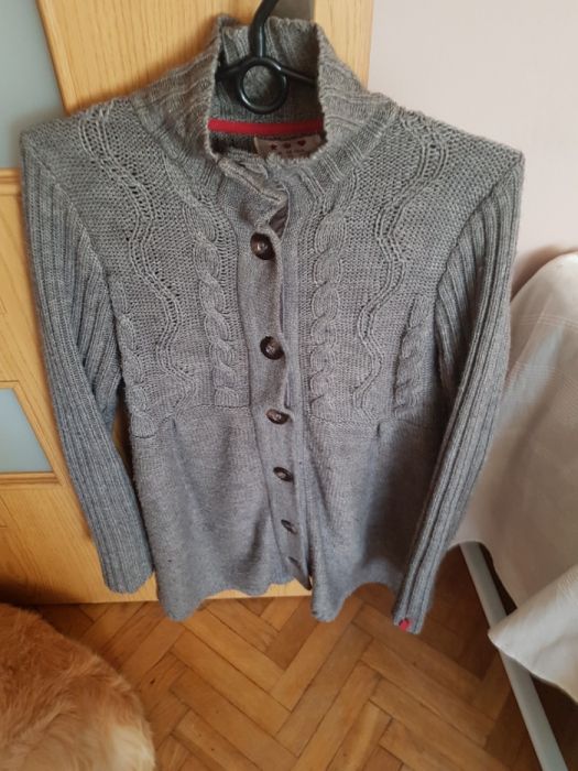 Sweter
