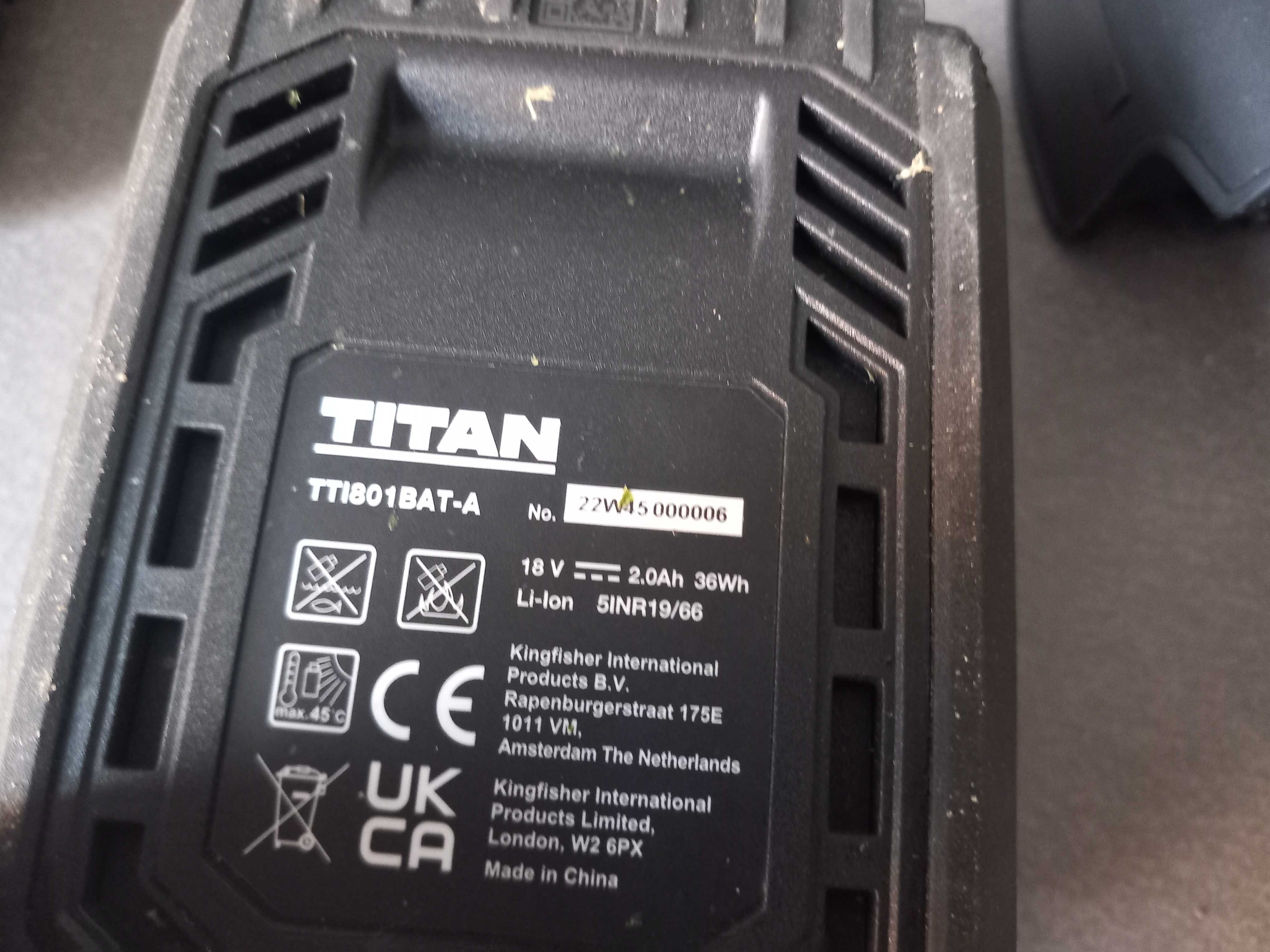 Podkaszarka akumulatorowa Titan 18v z bateria i ładowarką