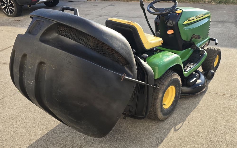 Trator Corta Relva John Deere LTR155  C/15Hp , Hidrostático