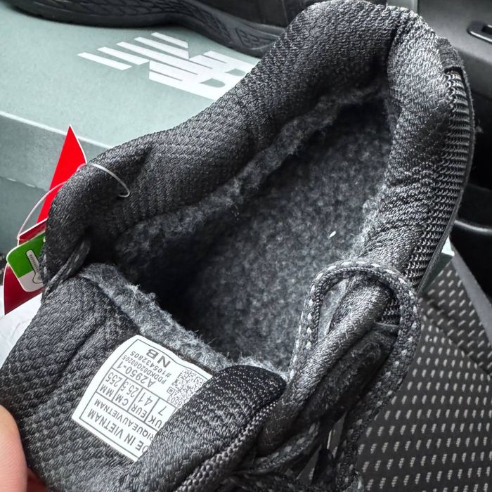 Кросівки чоловічі хутро New Balance 1906R Black Gore-Tex 41-45