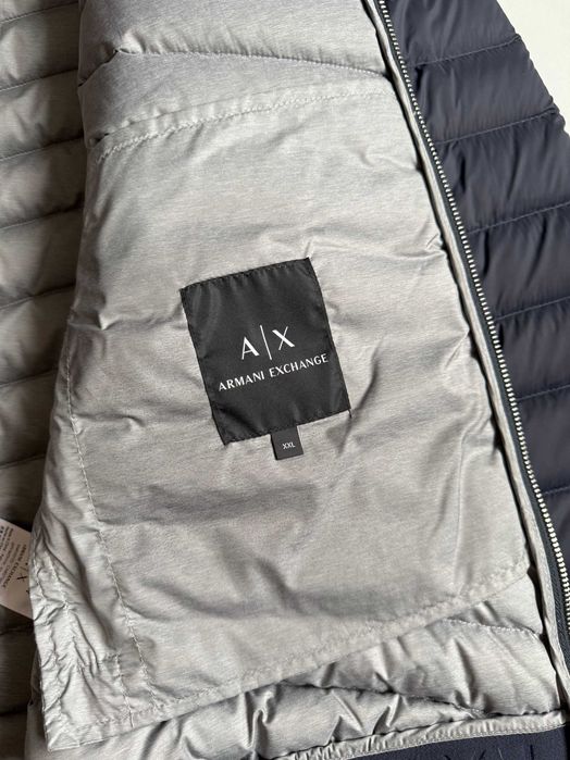 Чоловічий пуховик синього кольору armani розмір XXL