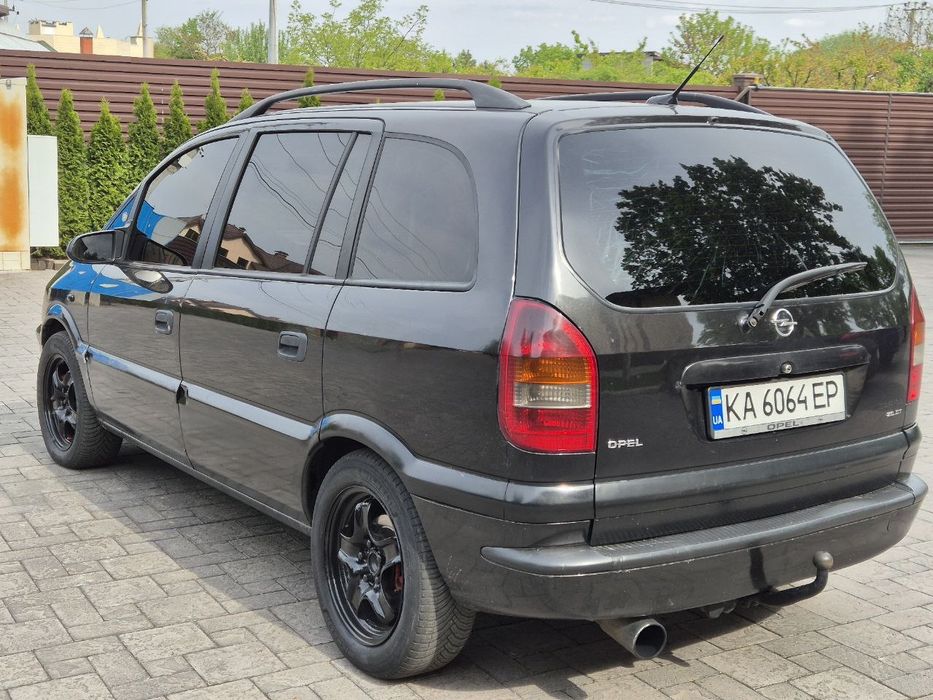 Продаю Opel Zafira a