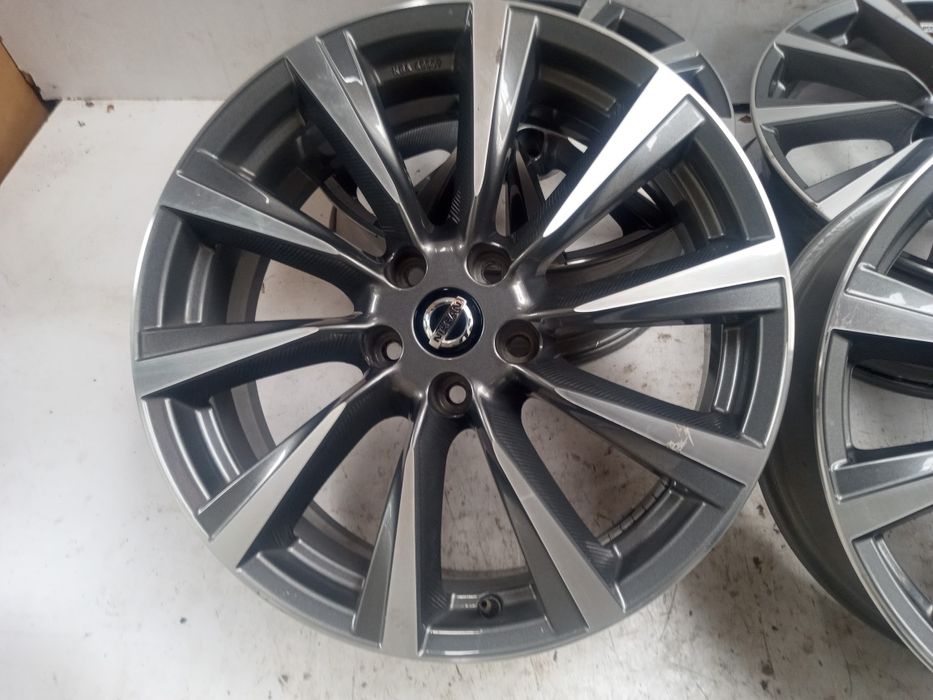 Felgi aluminiowe 19 Nissan Juke