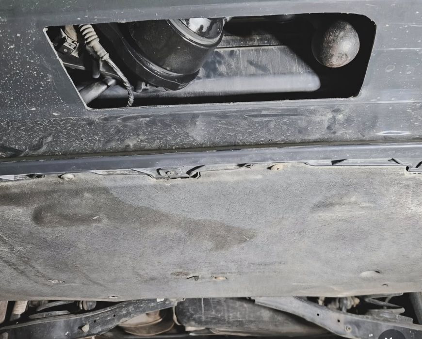 Оригінальний фаркоп VW Passat B8 Variant