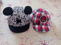 2 czapeczki z daszkiem  rozmiar 62 H&M Disney