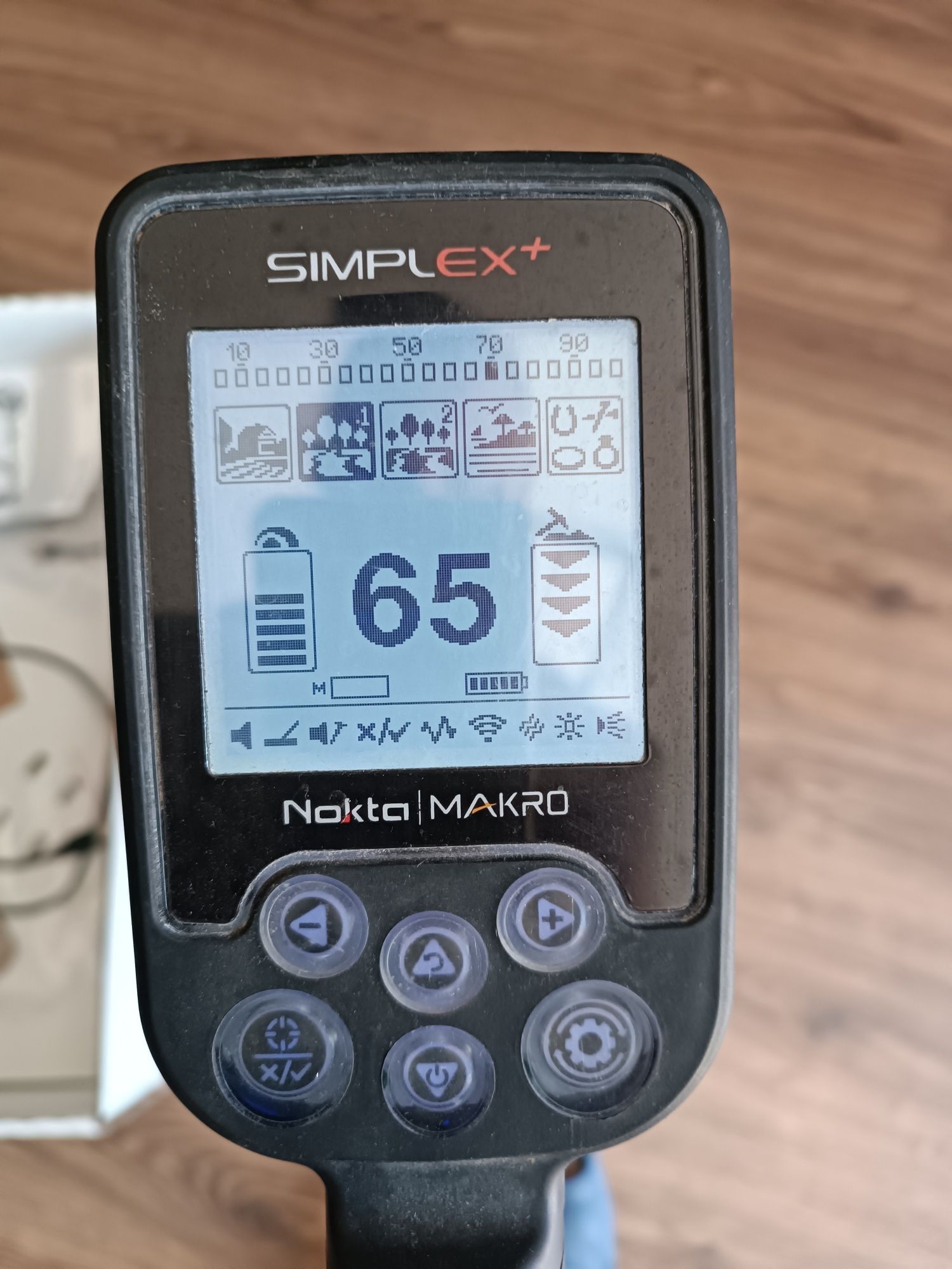 Wykrywacz metalu simplex nokta
