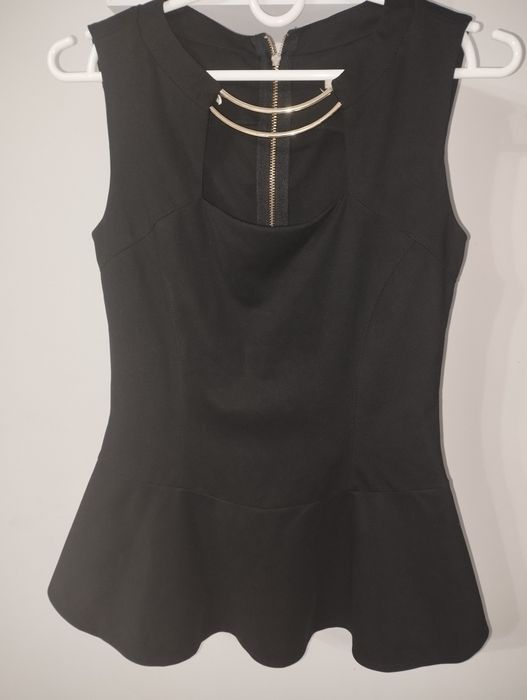 Elegancka czarna bluzka