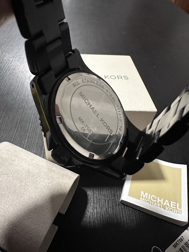 Michael Kors MK7057 - Relógio Masculino Elegante