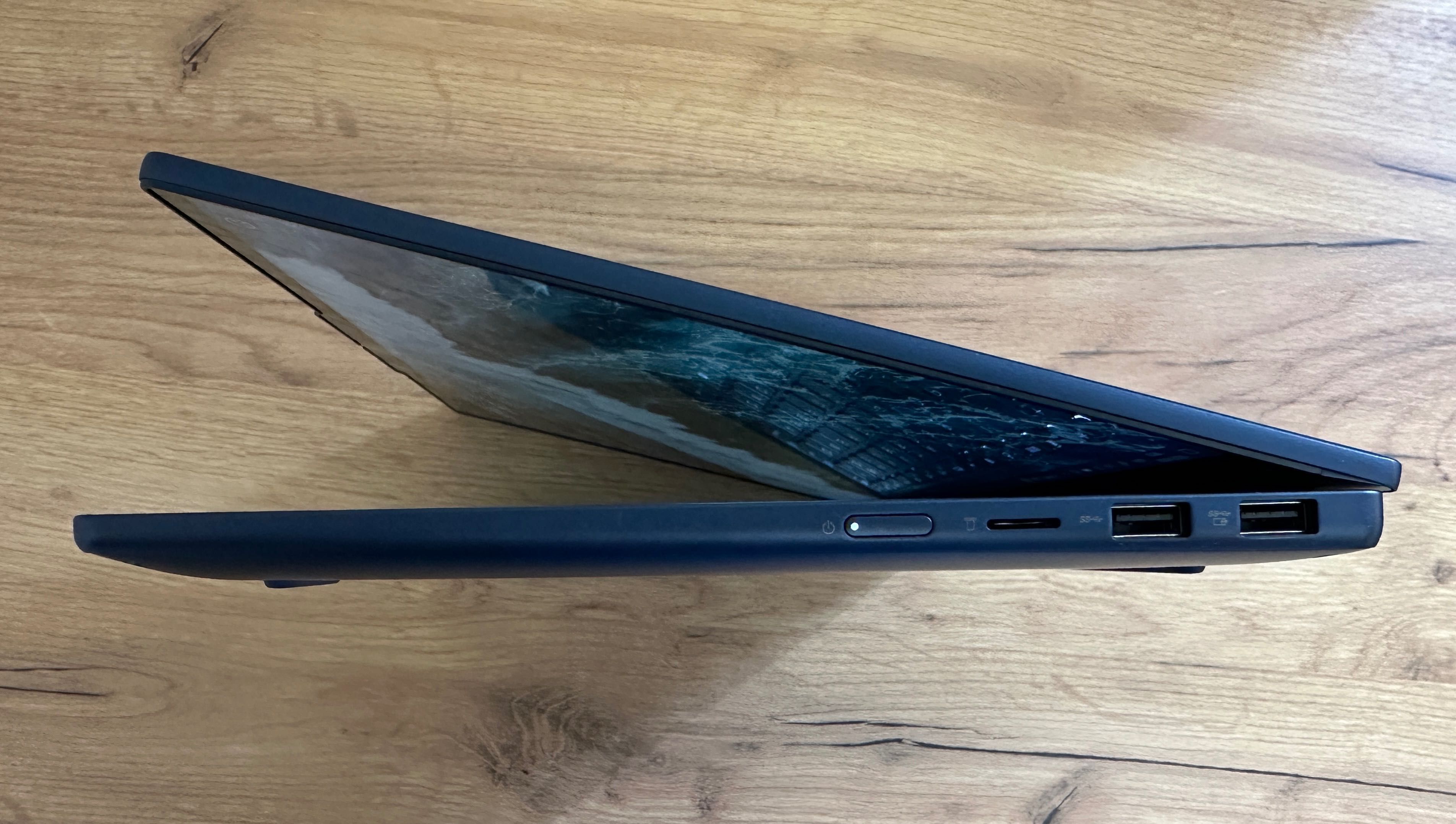 Ноутбук-планшет Lenovo IdeaPad 5 14AHP9 (2-in-1) Ryzen 7 8845HS