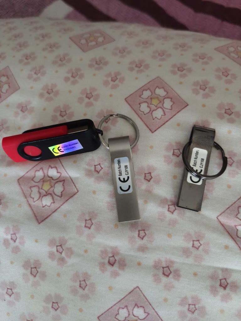 PenDrives 16Gb - 32Gb