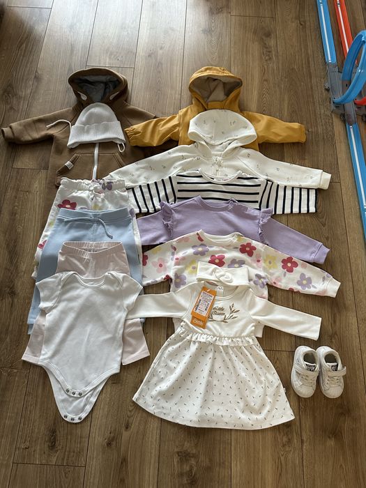 Комбінезон куртка світшот плаття костюм взуття 9-12 74-80