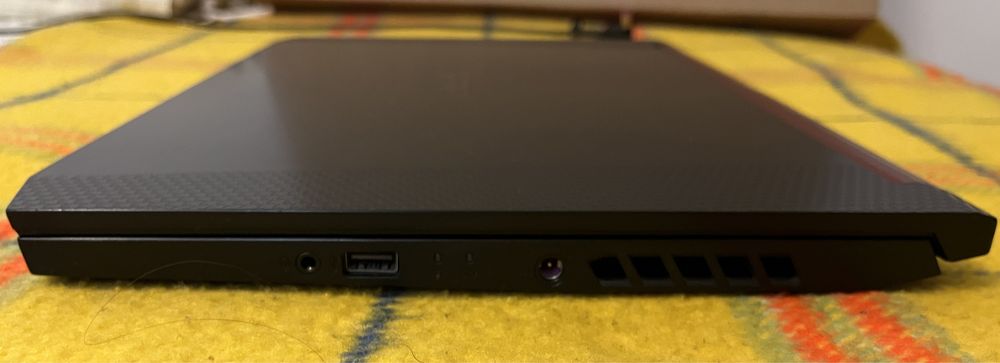 Acer Nitro 5 -Intel core i5 9th gen Nvidea GTX 1050 8GB Ram 475 GB ssd