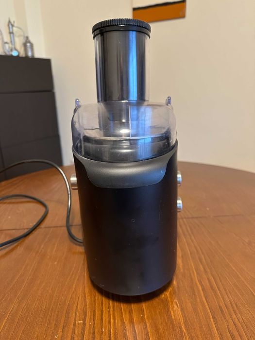 Liquidificador de Frutos Taurus