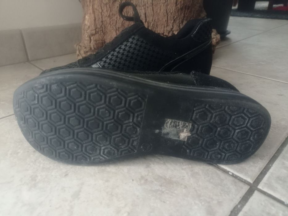 Vendo sapatilhas numero 4 0