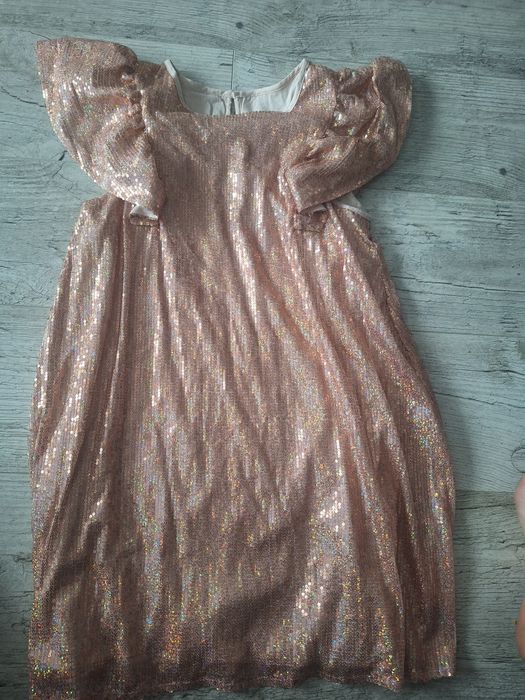 Nowa sukienka cekiny elegancka