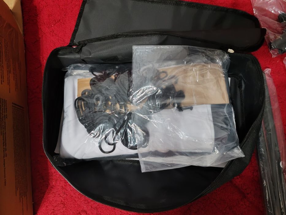 Ekran do projektora ze statywem Visulapex