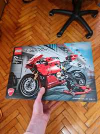 LEGO Ducati Panigale V4R. НОВИЙ!!!