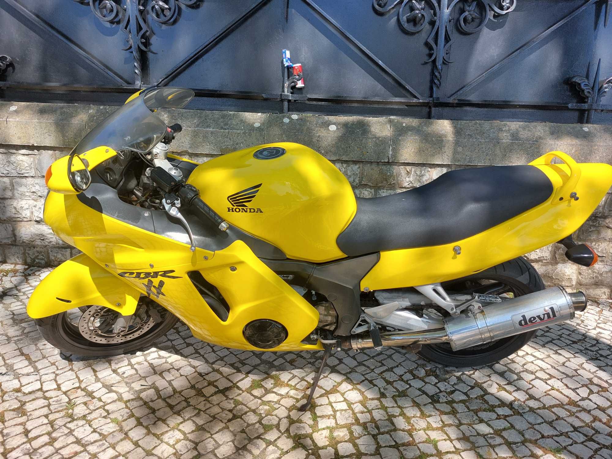 honda cbr 1100XX