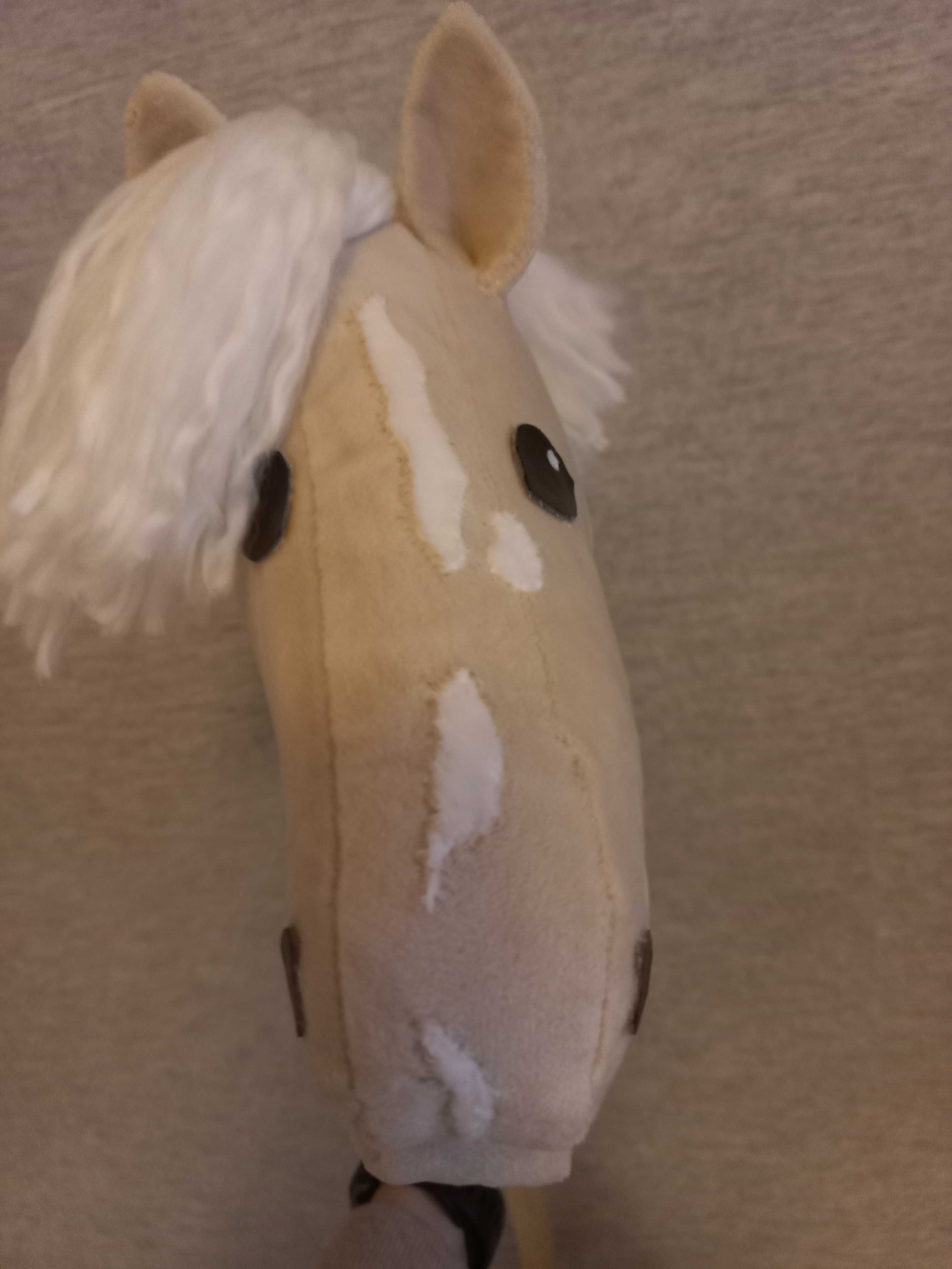 Hobby horse A4 skokowy