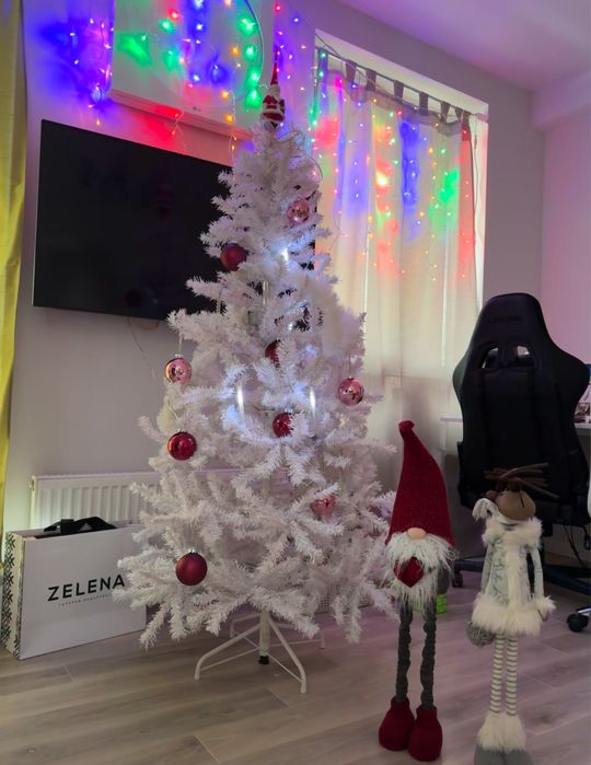 Штучна ялинка біла. Белая елка Tarrington House.