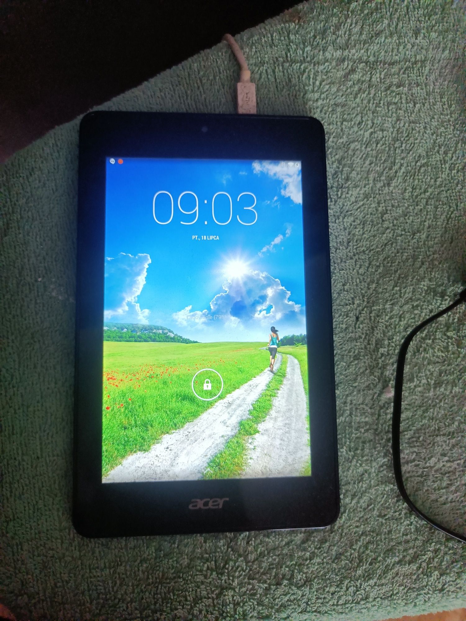 Sprzedam tablet bez ładowarki