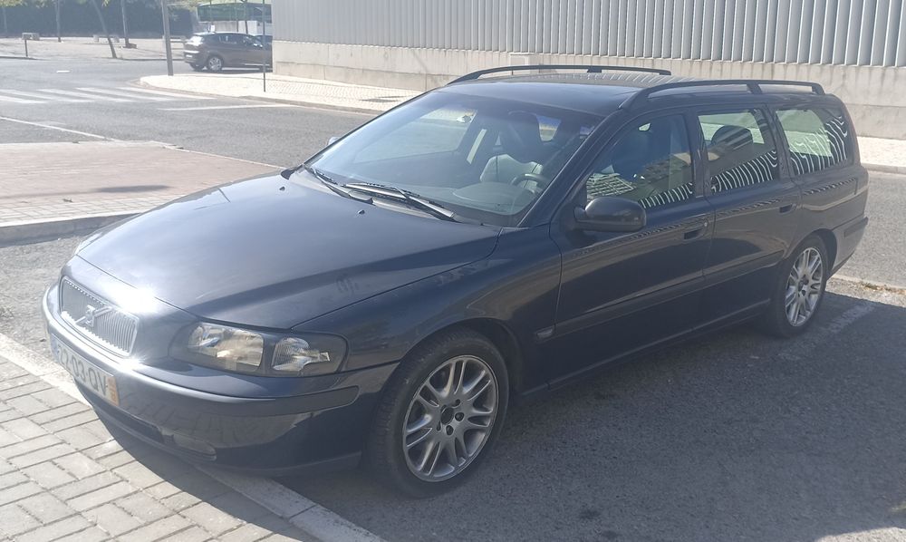Volvo V70 II T5 - Um dono