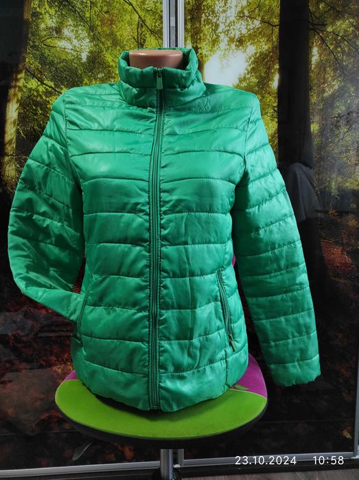 Демісезонна,брендова куртка 44-46 р-Sublevel