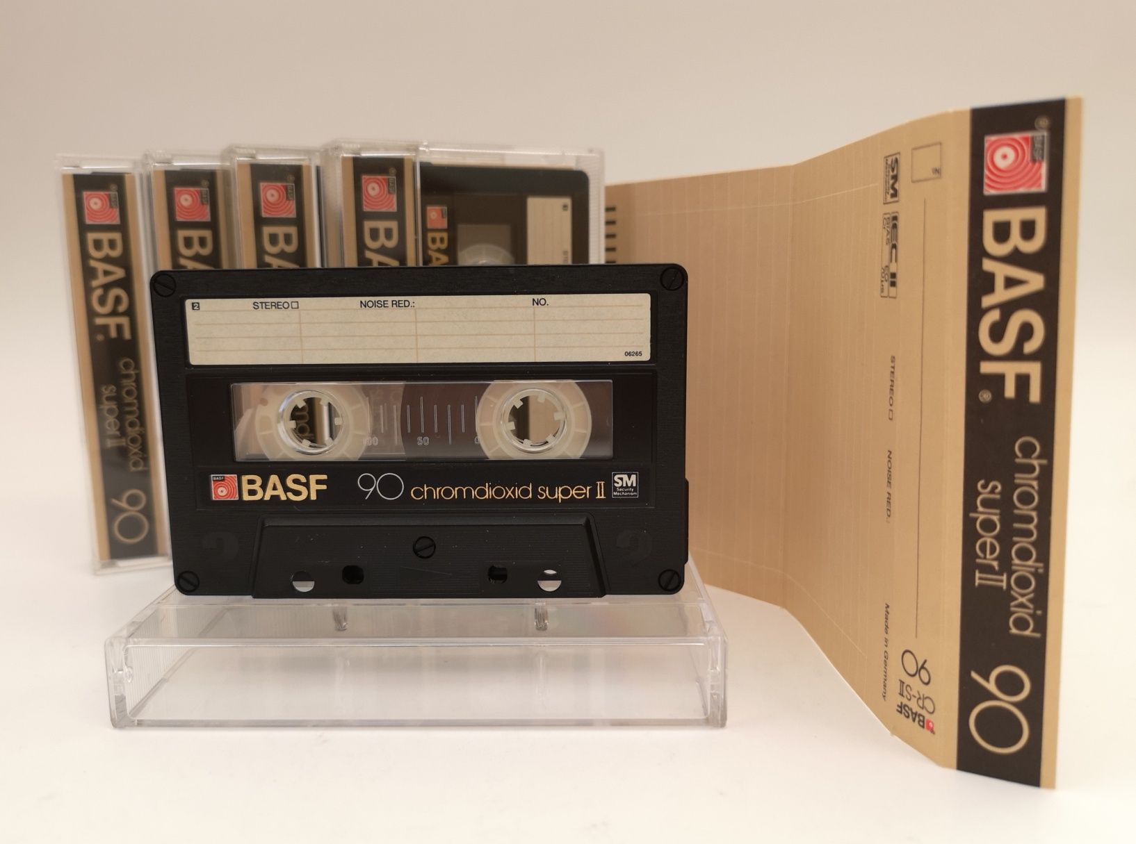 Аудиокассеты BASF chromdioxid super II 90