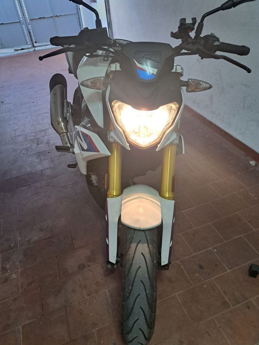 BMW G 310R impecável