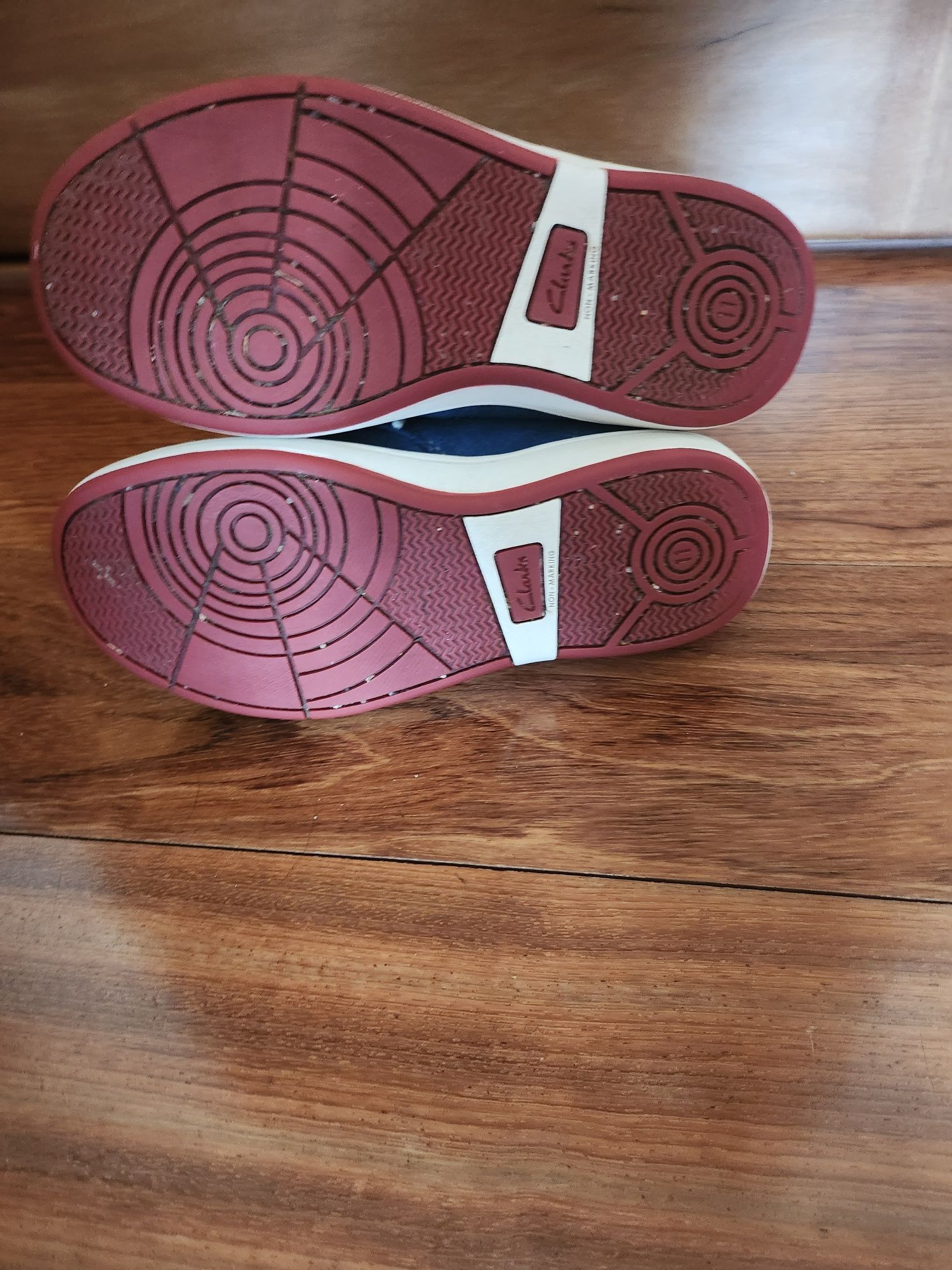 Buty Clarks r 11G
