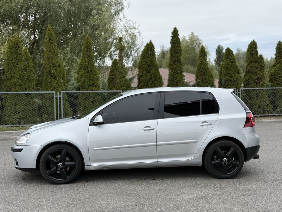 VOLKSWAGEN GOLF V 2005 , 2.0 полный привод , в идеальном состоянии