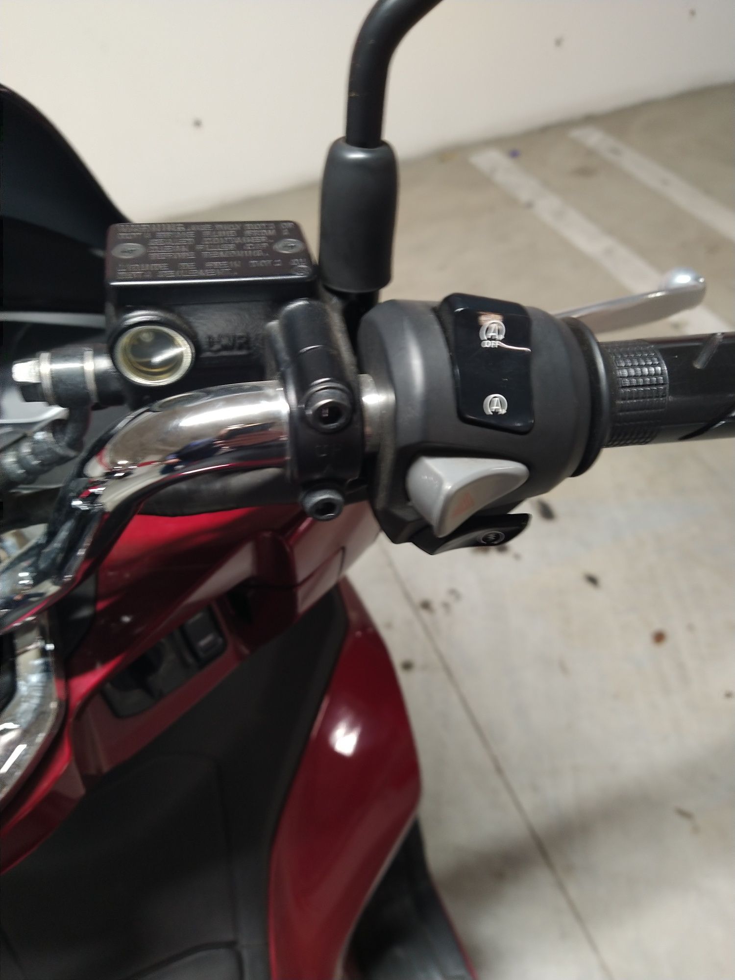 Honda pcx semi nova