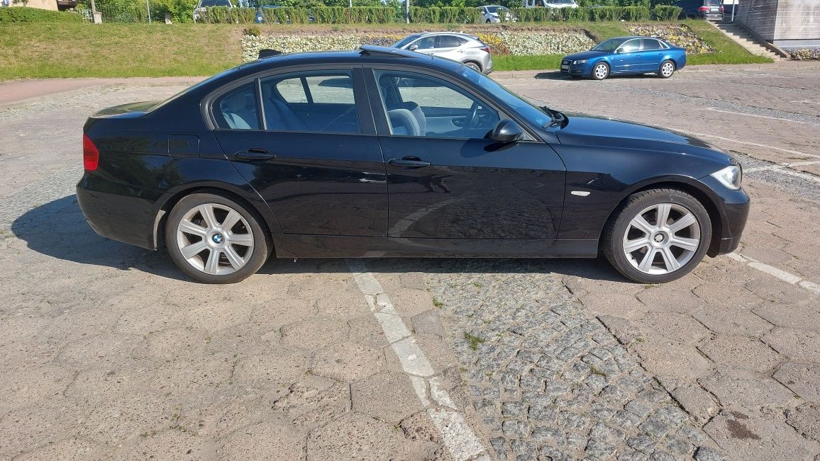 Bmw e90 318i benzyna