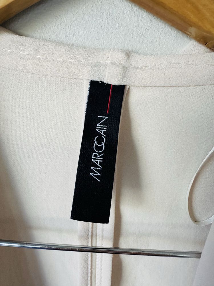 Lekki, zwiewny żakiet MARCCAIN_N4_40