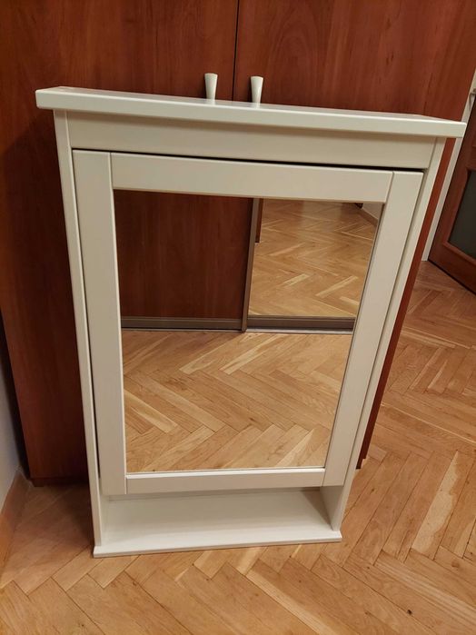 HEMNES
Szafka z lustrem i drzwiami, biały, 63x16x98 cm Hemnes Ikea