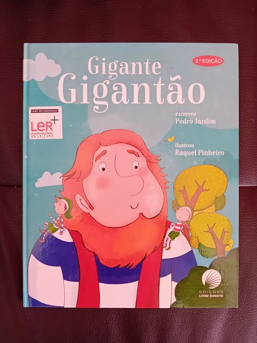 Vendo vários livros