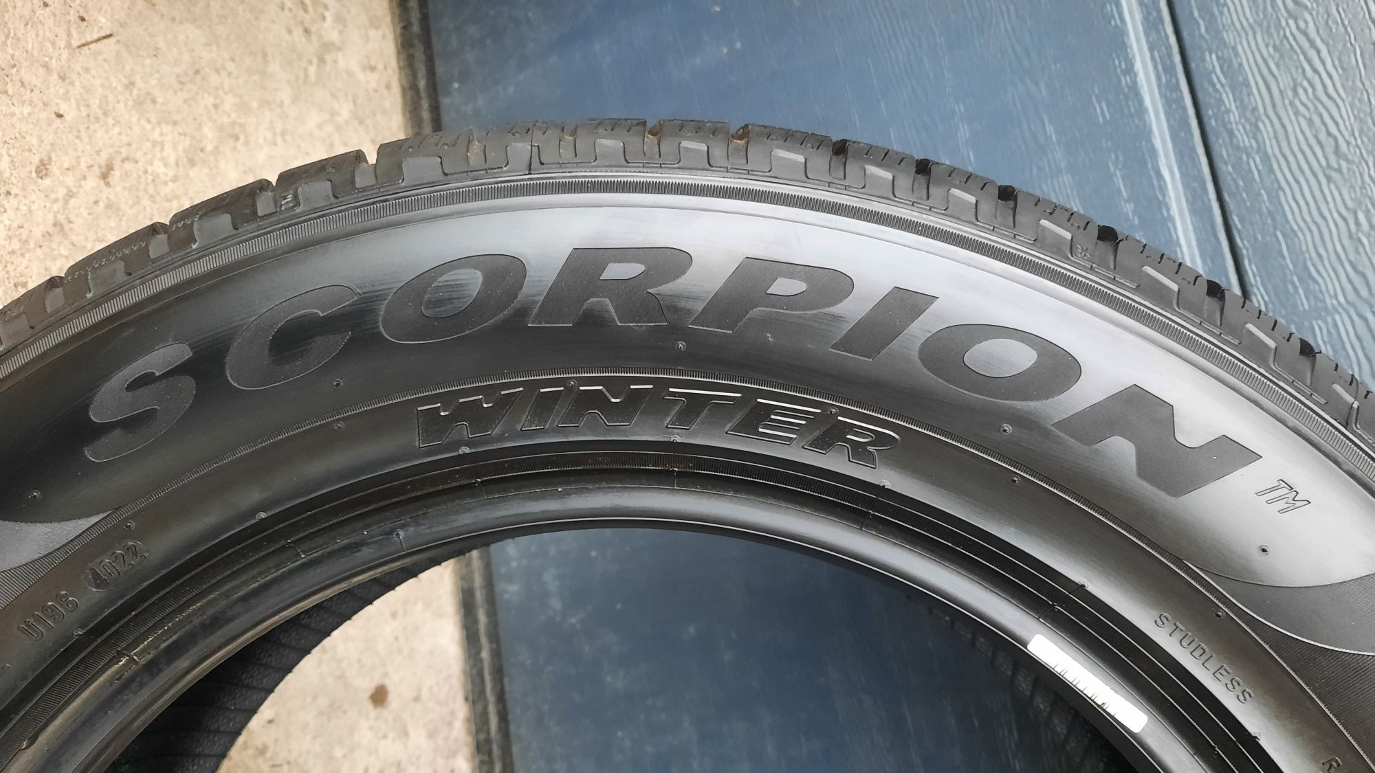 Pirelli 215/65 R17 Scorpion NOWE 2022