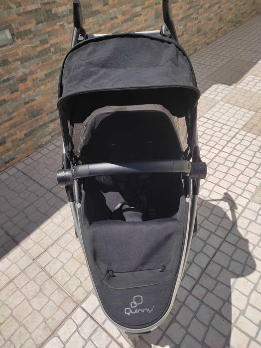 Carrinho bebé Quinny