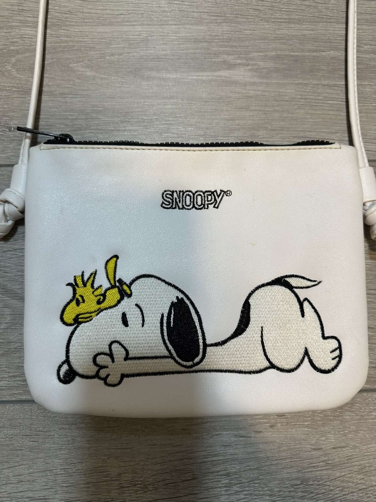 Сумка  маленька snoopy reserved, біла
