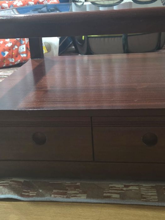 Mesa sala de visitas