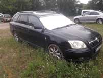 Toyota Avensis Toyot Avensis Bogata opcja Uszkodzony silnik