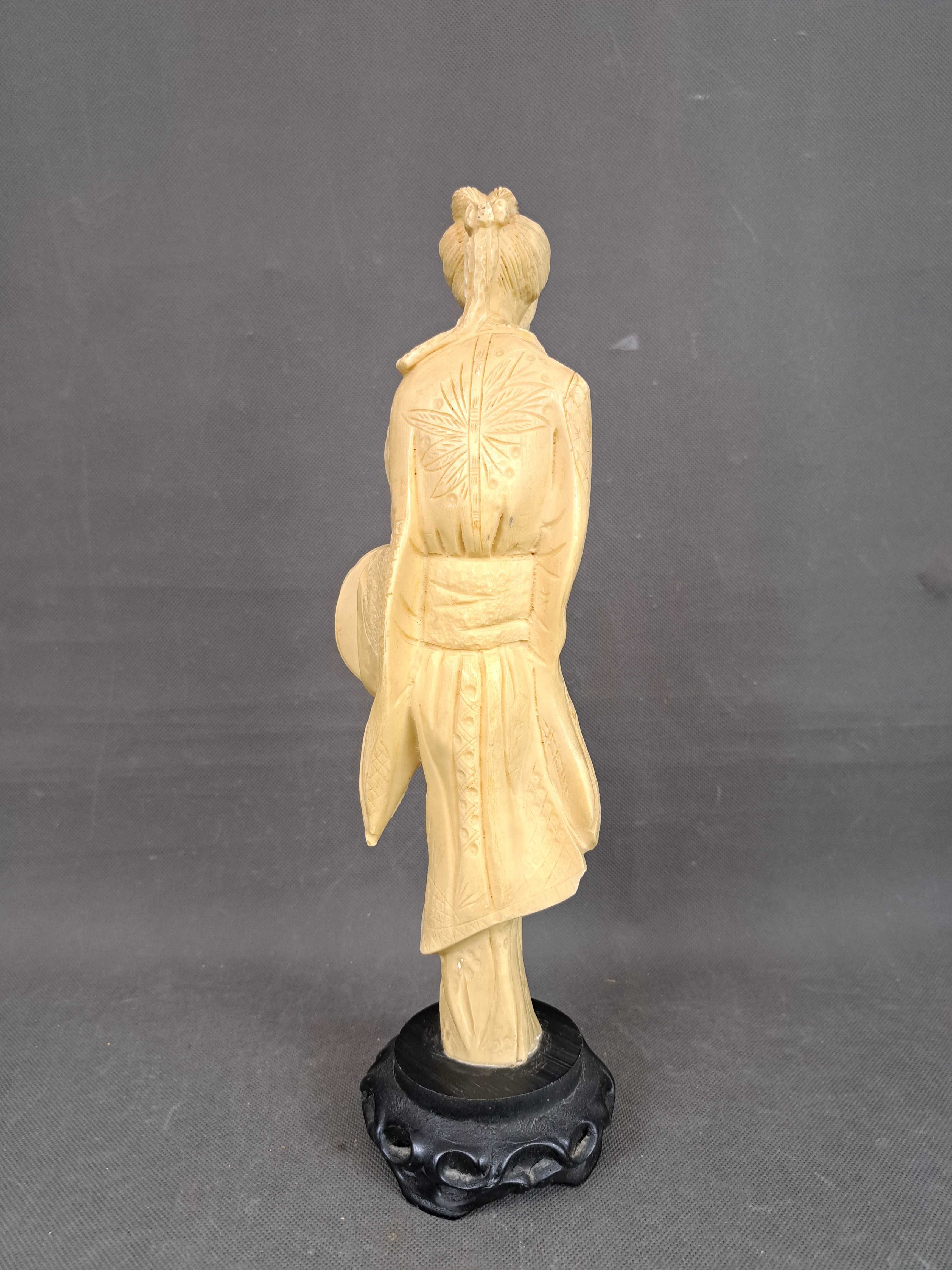 Mężczyzna, Japończyk, rzeźba, wys. 35 cm
