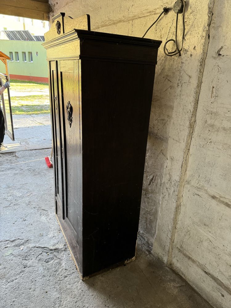 Stara szafa ubraniowa z gorka fornirowana debem