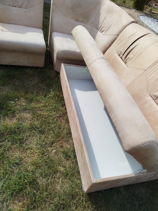 Продам диван куточок