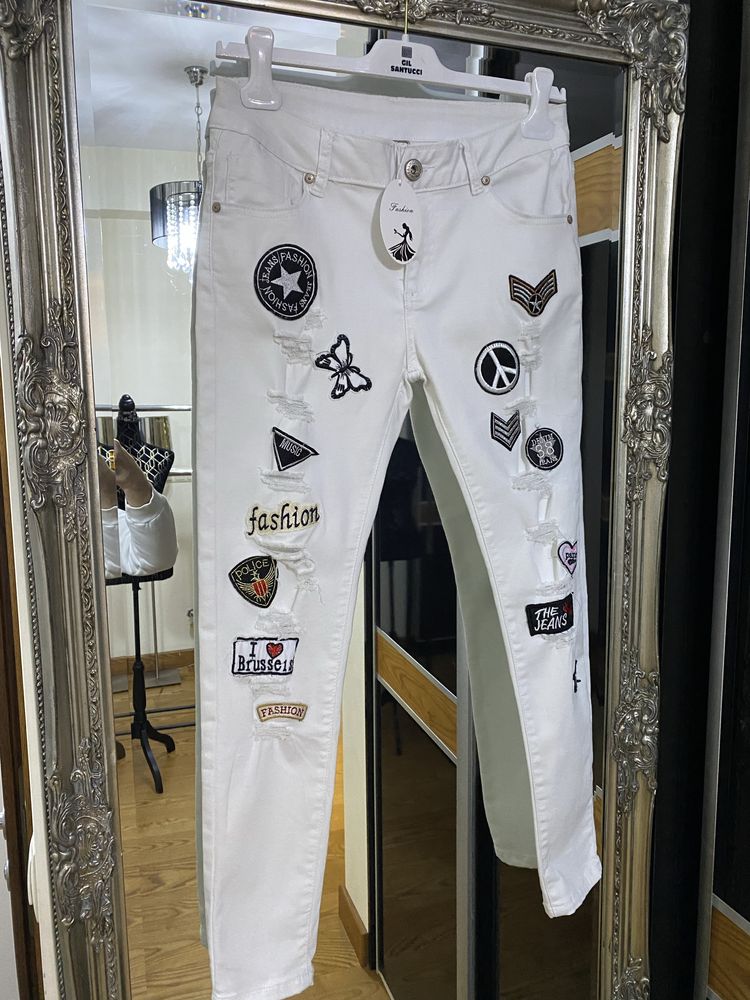 Nowe spodnie włoskie jeansy z naszywkami Fashion M