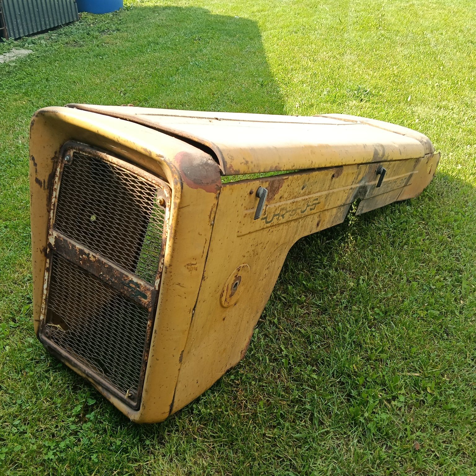Maska do traktora ciągnika Ursus C-360 3P
