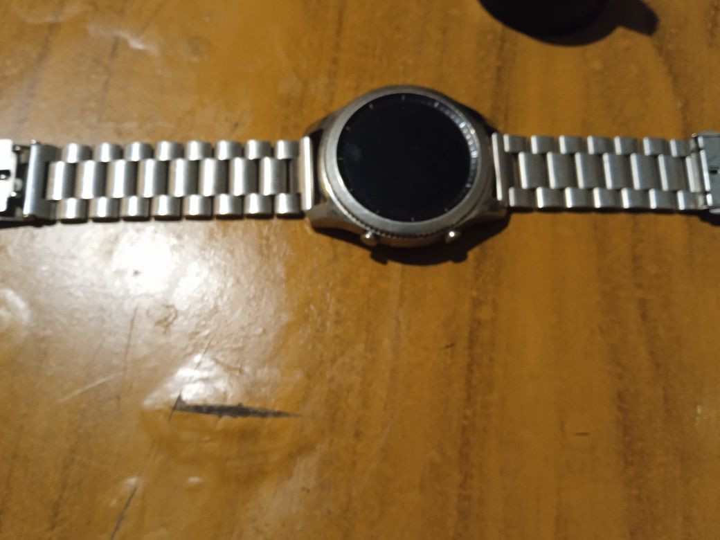 Смарт часы Samsung Gear s3