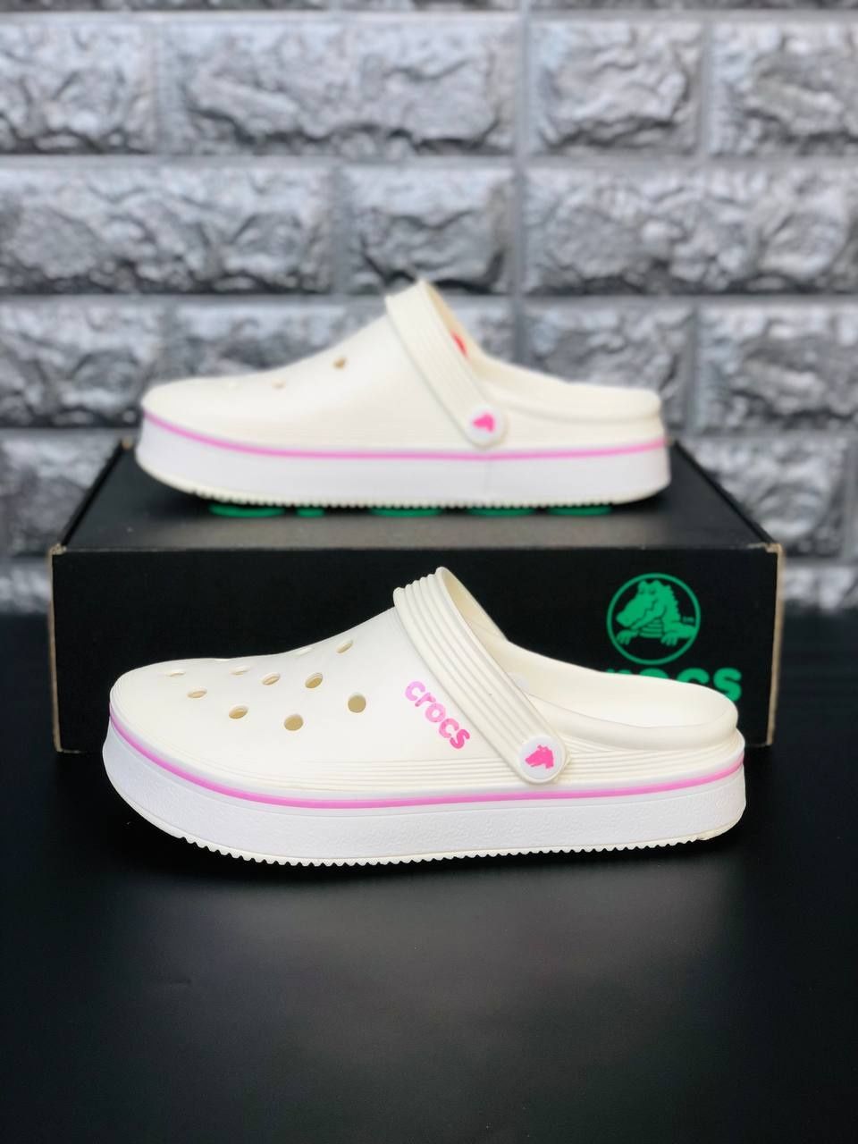 Женские шлепанцы Crocs Летние Тапочки Кроксы Жіночі Крокси